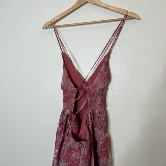 Lulus Feeling Like Forever Rose Jacquard Organza Lace-Up Midi Dress rose small - Picture 14 of 15